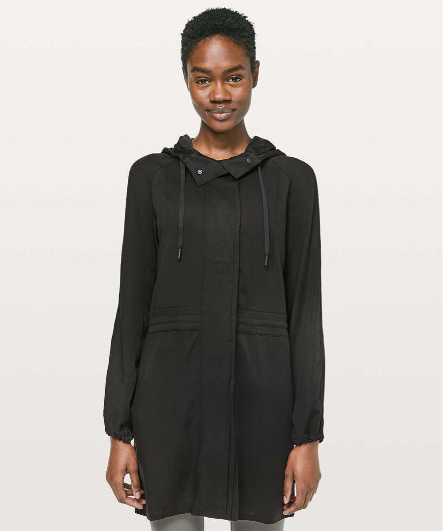 Lululemon City Stroll Jacket (Category: Activewear) located in Los Banos. Submitted by darl.shop (Listing ID 1466574149, Image 3). Description: Dot 12 No Issue/pass as New.