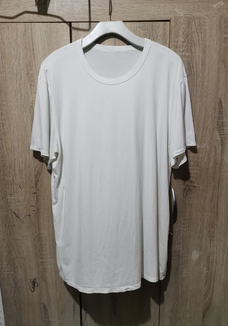 Lululemon white tee shirt (Category: Tshirts & Polo Shirts ) located in San Pedro. Submitted by thriftersthrift (Listing ID 1466693807, Image 1). Description: Width(inches) :23 Length(inches) :29 Good condition Already wash Color rate : 9.5 /10 🌵ALL ITEMS ARE FROM UKAY BALE SO MANAGE YOUR EXPECTATION 🌵 ASK SELLER FOR MORE INFORMATION COLOR MAY CHANGE TRU LIGHTING.