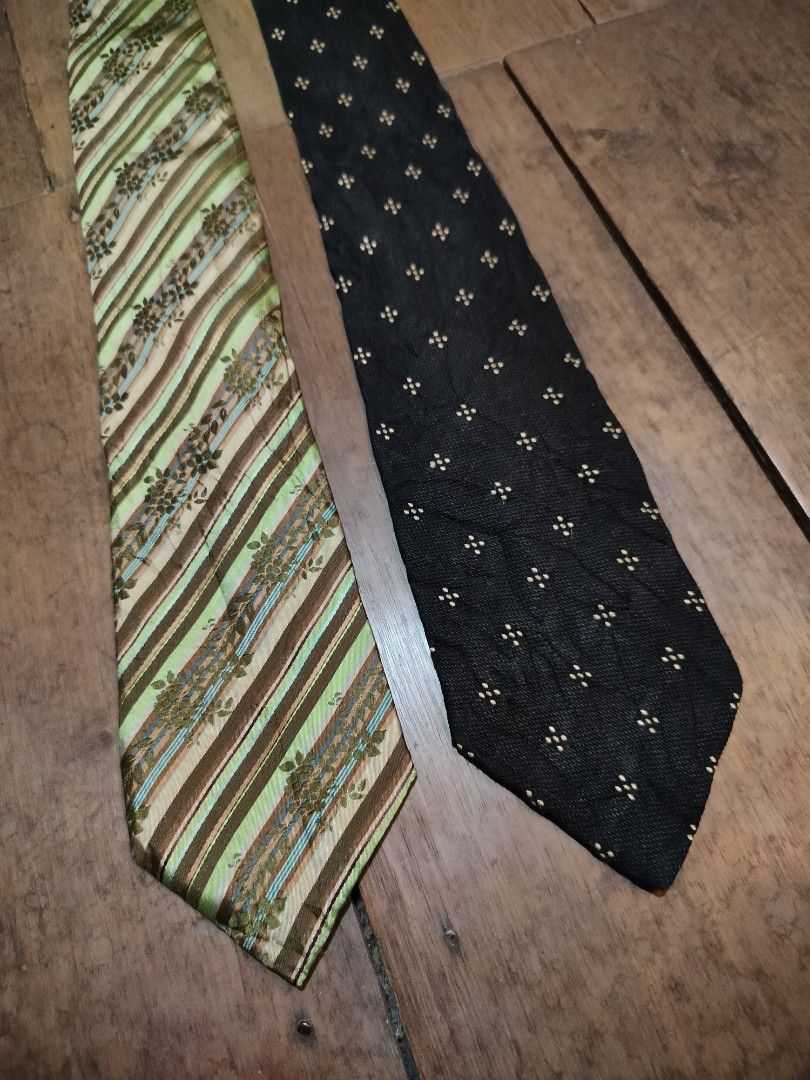LUXURY TIES 250 Each (Category: Ties) located in Valencia. Submitted by thriftpingniever (Listing ID 1466571019, Image 1). Description: KENZO Homme & GIORGIO ARMANI Like new.