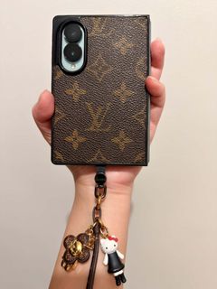 (Category: ) located in . Submitted by sashasarisarishoppe (Listing ID 1466683945, Image 1). Description: .