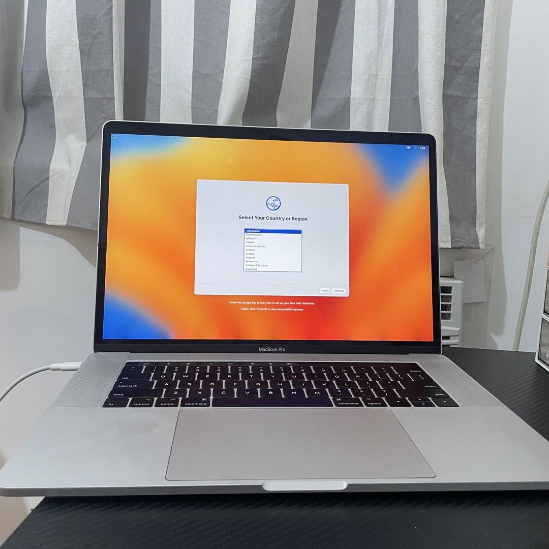 MacBook Pro 15” (2017) (Category: Laptops & Notebooks) located in Rizal. Submitted by casheworks (Listing ID 1466730214, Image 1). Description: MacBook Pro 15” (2017) Intel Core i7 | 16GB RAM | 512GB SSD i was able to run design-heavy softwares like adobe after effects, premiere pro, substance 3D, and maya 3D. all with no issues and unnecessary crashes. they performed well and was able to turn in great projects! specs: - runs on MacOS Ventura - 8