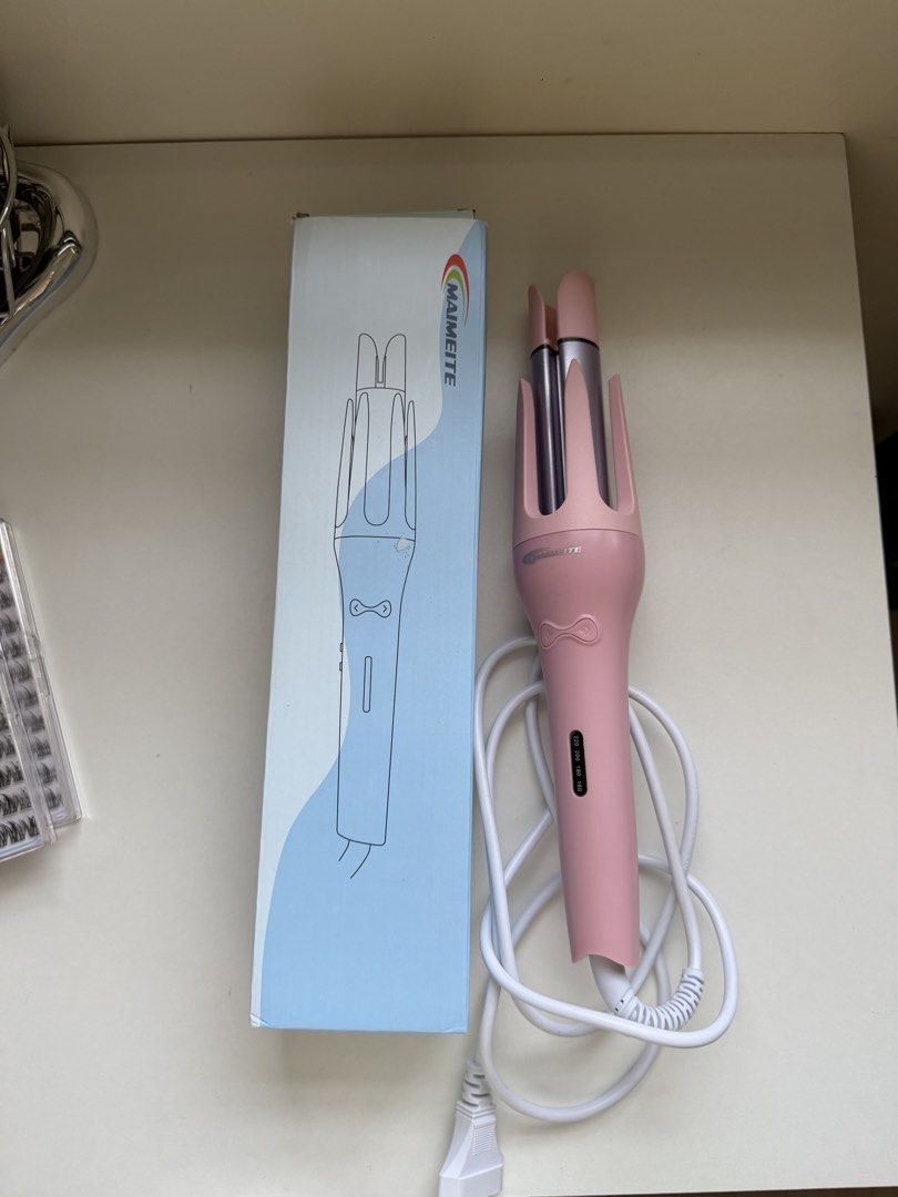 Maimeite Automatic Curling Iron Pink (Category: Hair) located in Mabalacat. Submitted by fusecollective (Listing ID 1466665652, Image 1). Description: - Brand: Maimeite automatic curling iron - Condition: Brand new, never used (plugged in once only to test) - Inclusions: Complete with original box and cord 📍Mabalacat, Pampanga .