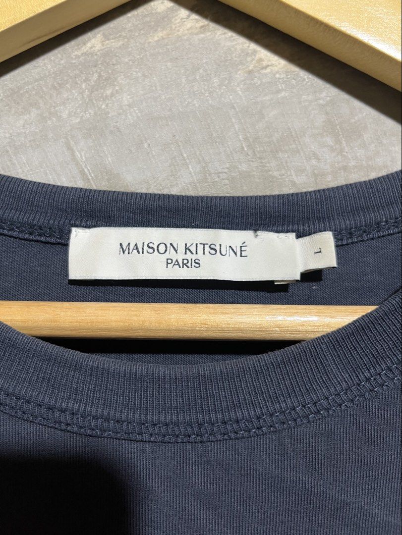 MAISON KITSUNE (Category: Tshirts & Polo Shirts ) located in Davao. Submitted by rylthriftz12 (Listing ID 1466683522, Image 2). Description: NEED WASH ARMPIT STAIN ( NOT SURE IF WASHABLE ).