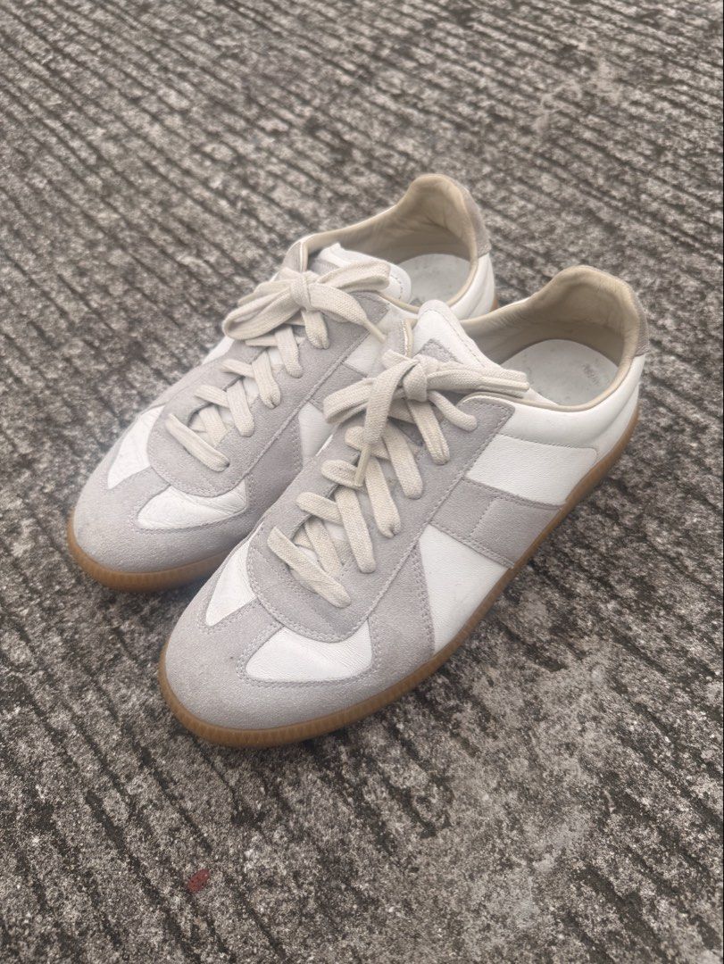 Maison Margiela GATS (Category: Casual Shoes) located in Binan City. Submitted by the.nocturne.ones (Listing ID 1460488832, Image 2). Description: Flaws : scuffs, creases, signs of usage Size 39 Guaranteed Authentic Ships immediately after payment .