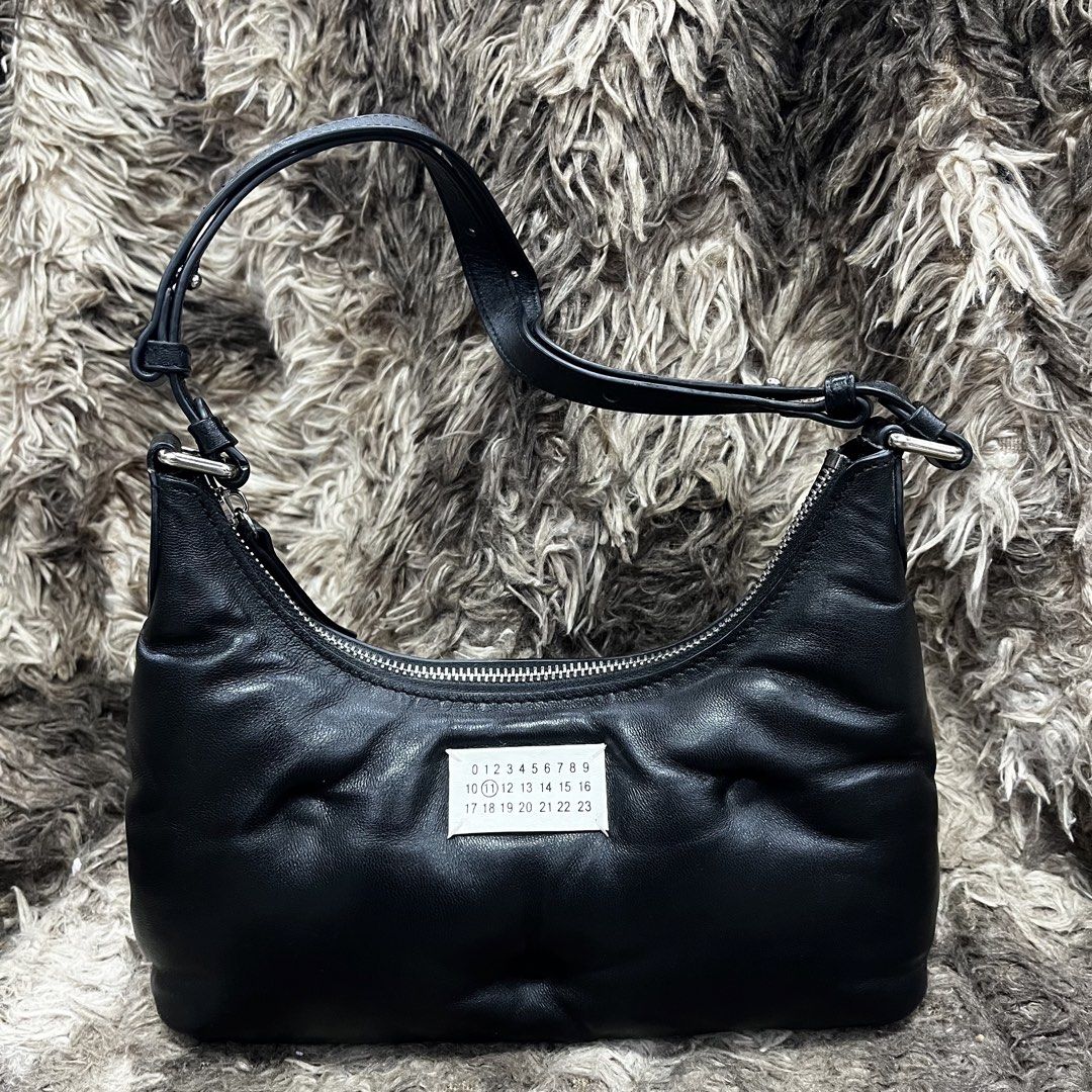 Maison Margiela Glam Slam (Category: Luxury Bags & Wallets) located in Cagayan de Oro. Submitted by bj.garments (Listing ID 1466566672, Image 1). Description: .