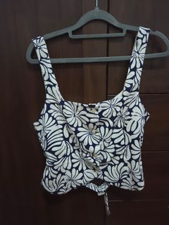 (Category: ) located in . Submitted by sashasarisarishoppe (Listing ID 1466672816, Image 1). Description: .