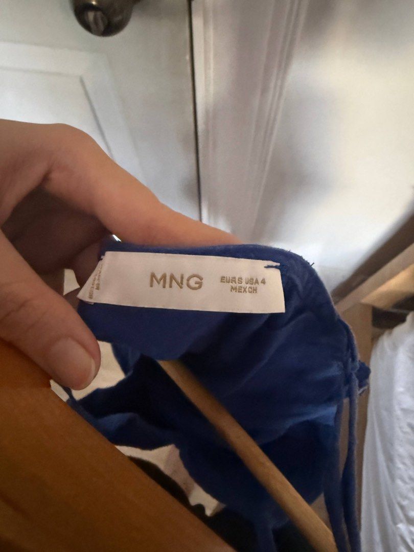Mango Dress (Category: Dresses) located in Pasig City. Submitted by shopaholic2020_ (Listing ID 1466564333, Image 3). Description: .
