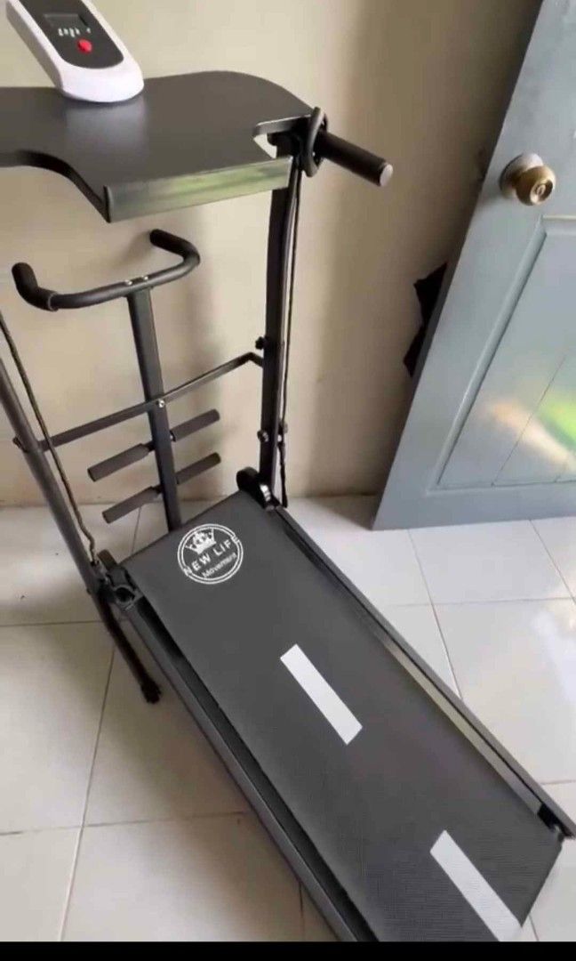 Manual Treadmill / Walking pad (Category: Cardio & Fitness Machines) located in Manila. Submitted by theiaiagad41812 (Listing ID 1466767694, Image 2). Description: for sale. rarely used. di pwede masyadong mag cardio. Valenzuela area .