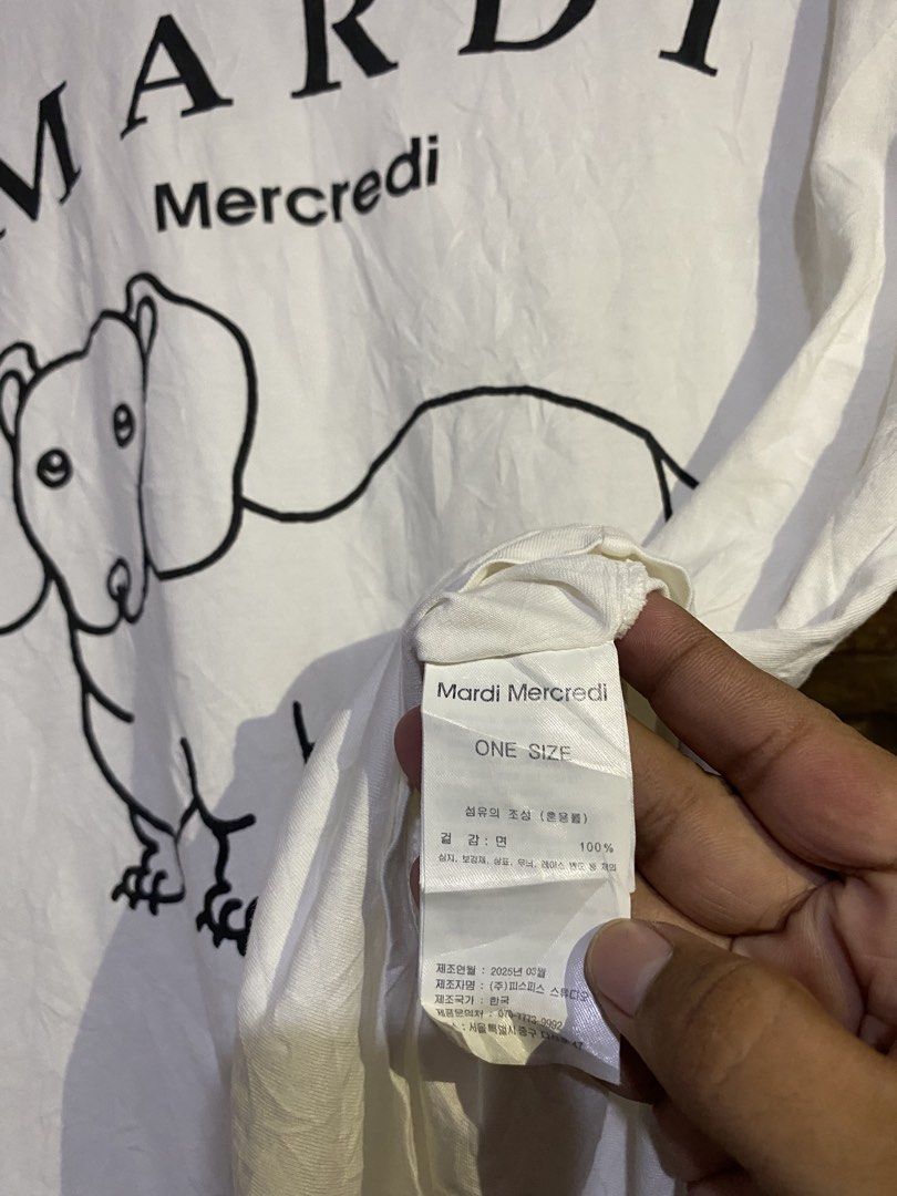 MARDI MERCREDI SHIRT (Category: Shirts) located in Cebu City. Submitted by arsenyong (Listing ID 1466717440, Image 3). Description: 20.5 by 26 Very good condition Need wash only .