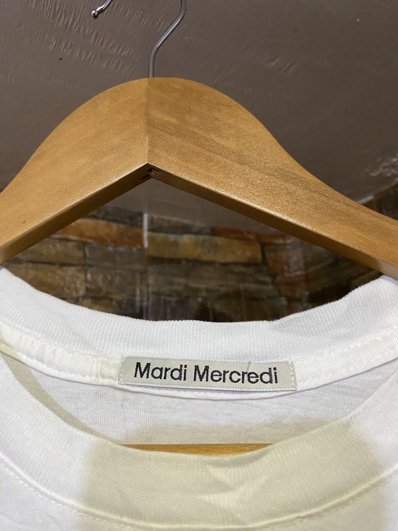 MARDI MERCREDI SHIRT (Category: Shirts) located in Cebu City. Submitted by arsenyong (Listing ID 1466717440, Image 2). Description: 20.5 by 26 Very good condition Need wash only .