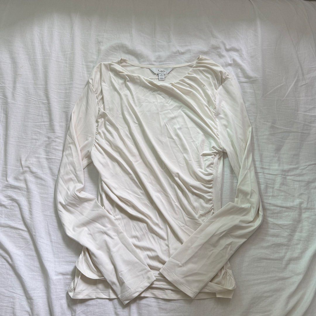 Marks and Spencer long sleeve top — helping tags zara mango uniqlo bershka (Category: Longsleeves) located in Manila. Submitted by shesells3ashells (Listing ID 1466610623, Image 1). Description: still with tags SRP is 2k flattering ruched waist detail.
