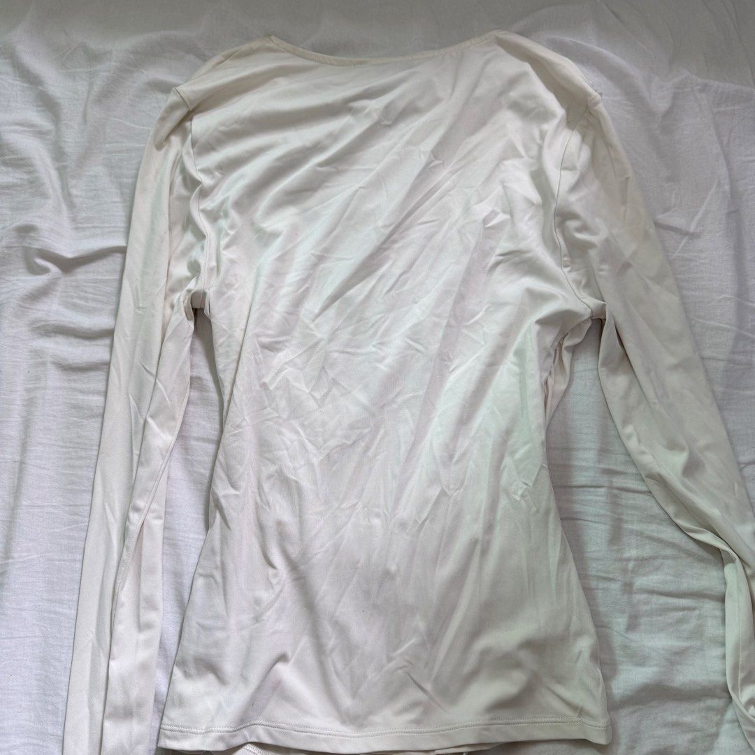 Marks and Spencer long sleeve top — helping tags zara mango uniqlo bershka (Category: Longsleeves) located in Manila. Submitted by shesells3ashells (Listing ID 1466610623, Image 3). Description: still with tags SRP is 2k flattering ruched waist detail.