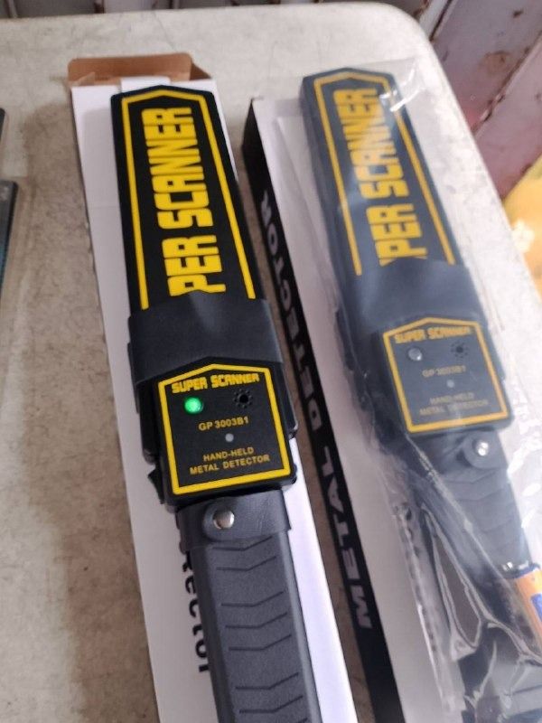Metal Detector Specs: (Category: Everything Else Others) located in Manila. Submitted by 09171479278_elsie. (Listing ID 1466569430, Image 1). Description: Metal Detector Specs:.