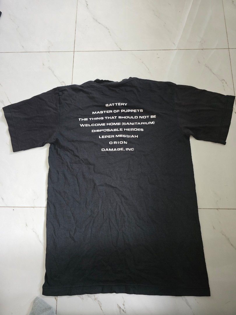 Metallica (Category: Tshirts & Polo Shirts ) located in Cainta. Submitted by bossneil (Listing ID 1466684624, Image 3). Description: Trash condi 19.5x29.5.