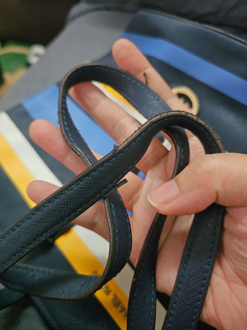 Michael Kors Jet set Stripe Tote (Category: Tote Bags) located in Manila. Submitted by shopaholicmimi (Listing ID 1466637320, Image 3). Description: 📍authentic striped yello. blue white large tote 📍preloved and in good condition (please see photos) minor issue on rubber lining not ergo, legacy, vintage, soho, saddle, demi, zoe, carly, eastwest, patchwork, rare, canvas, signature, laurel, hobo, kili, coach.