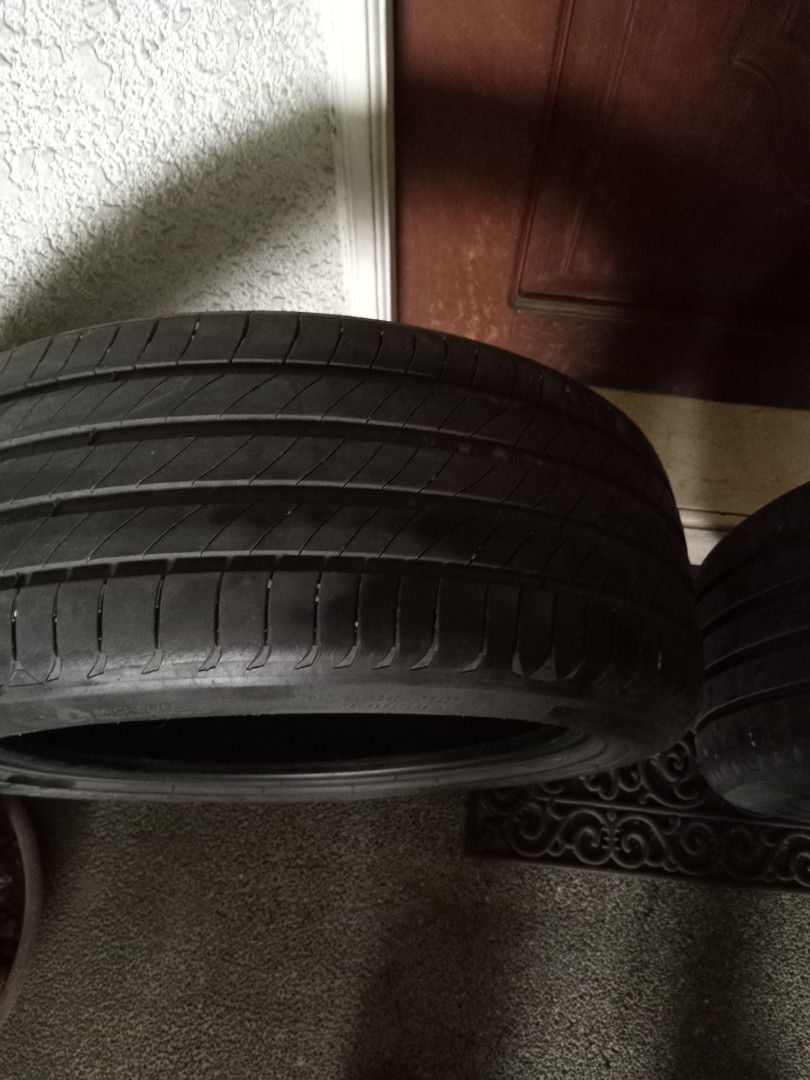 Michelin Primacy 4 225/55 R18 2pcs. (Category: Mags and Tires) located in Manila. Submitted by bluebalatbat (Listing ID 1466609332, Image 3). Description: .