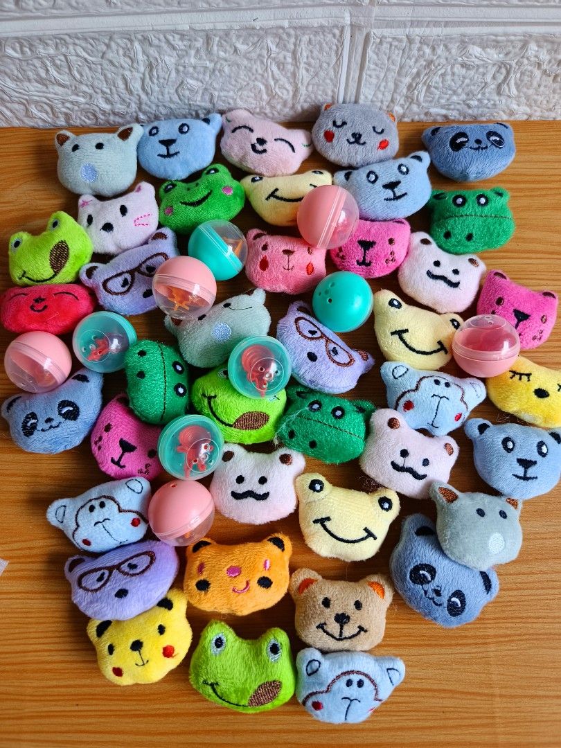 Mini plushie (Category: Plushies & Soft Toys) located in Baguio. Submitted by collectiblesfinds (Listing ID 1466770894, Image 1). Description: .