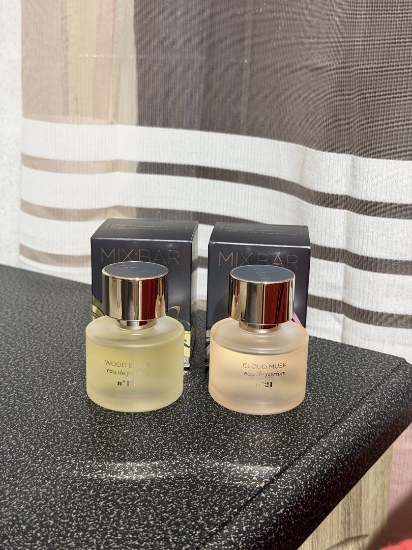 MIX:BAR EDP (Cloud Musk & Wood Elixir) (Category: Fragrance & Deodorants) located in Naga. Submitted by millie_raine203 (Listing ID 1466769028, Image 1). Description: MIX:BAR Set - ₱1,000 • Cloud Musk • Wood Elixir FSM.