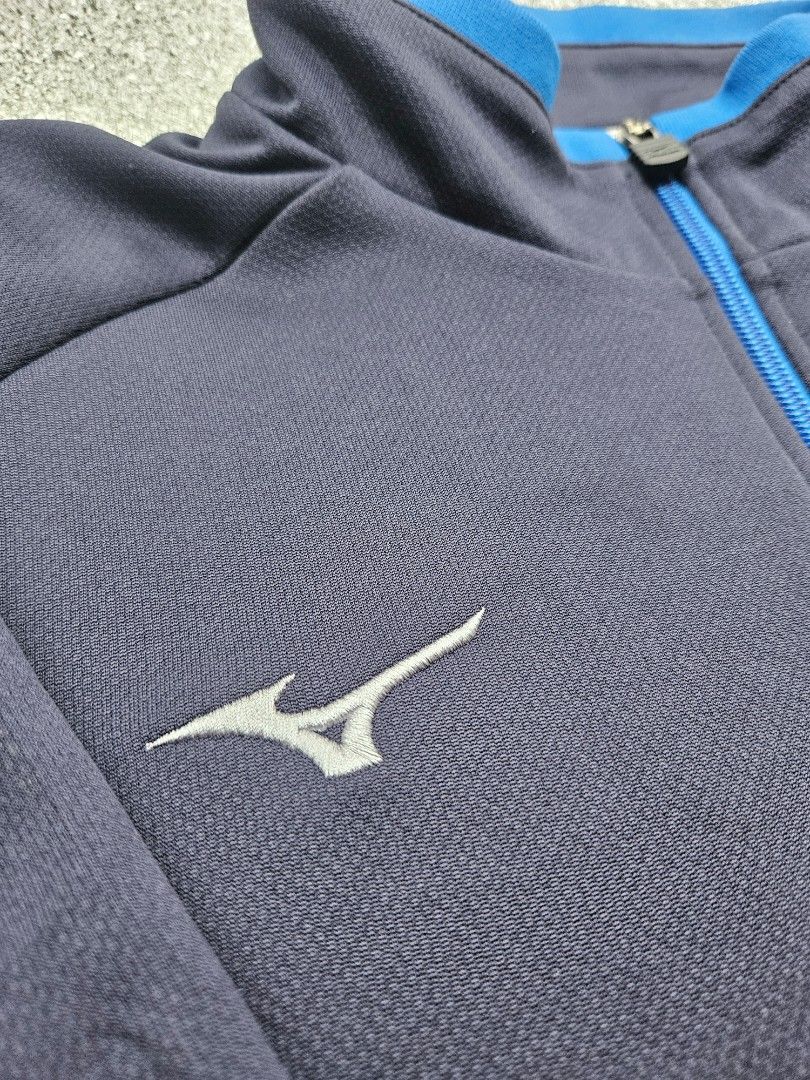 Mizuno Half-Zip Track Jacket Pullover (Authentic Japan Thrift / Gorpcore) (Category: Coats, Jackets and Outerwear) located in Las Pinas. Submitted by thriftedjacketsbybang (Listing ID 1466724118, Image 3). Description: 📌 AUTHENTIC MIZUNO ATHLETIC HALF-ZIP PULLOVER 🔥 Gorpcore / Sportswear Aesthetic / Japan Ukay Finds 🔹 SIZING DETAILS Size on Tag: L JASPO (Note: Japanese sizing runs smaller) Fits Like: Standard Western/PH Men's Medium (M) L-26 W
