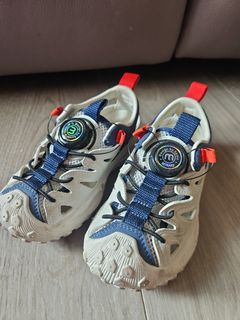 （分類：）位於 。 由 kimmymak.dolphin 提交（商品編號 1466568524，圖片 1）。簡介： 。