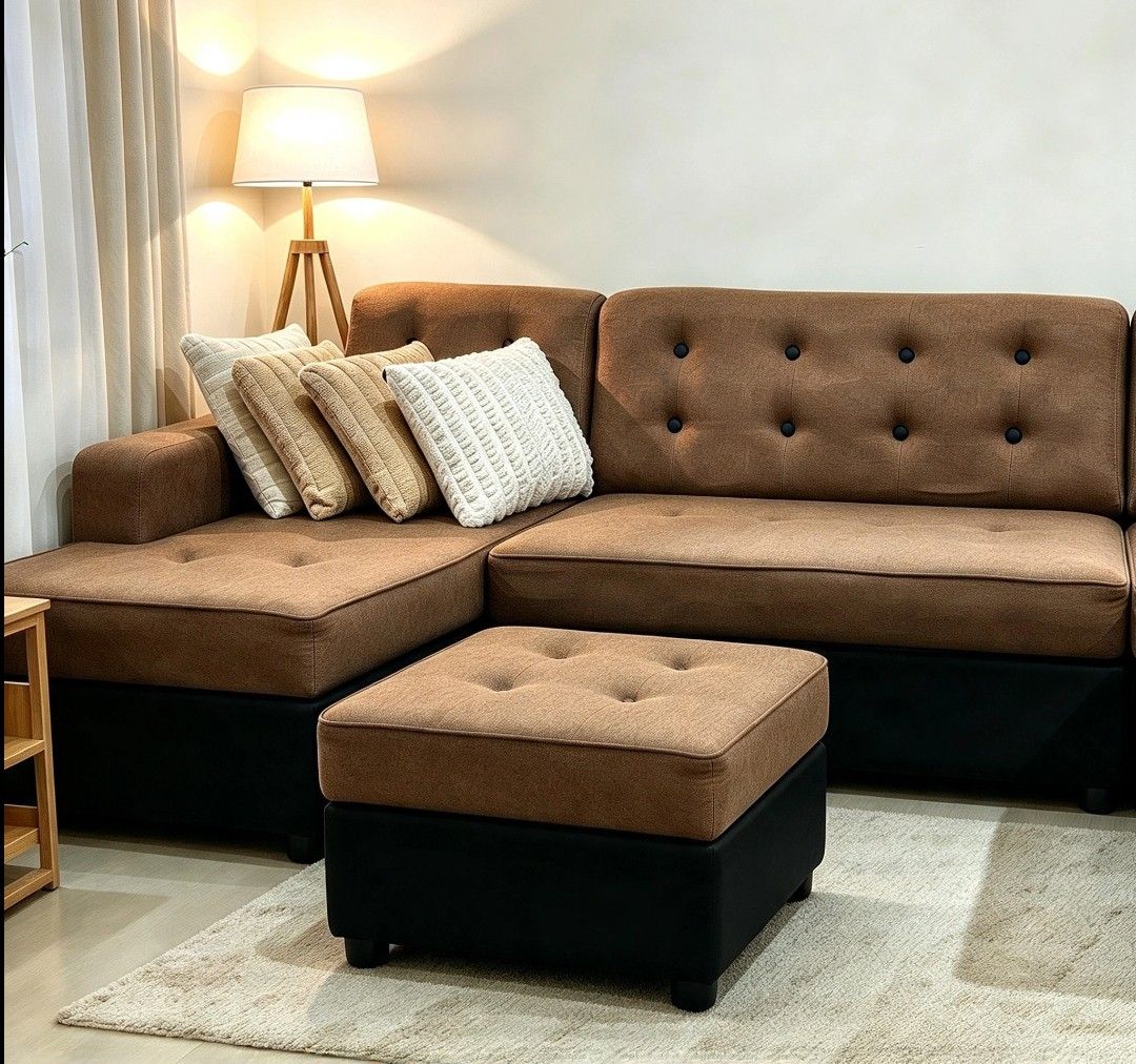 Modern Elegant Sofa Set (Category: Sofas) located in Makati City. Submitted by lvfrnc (Listing ID 1466646321, Image 2). Description: Selling the sofa set only 4 mos use in very good conditon selling at 10k pm for video.