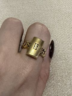 (Category: ) located in . Submitted by shopwithmycloset (Listing ID 1466648981, Image 1). Description: .