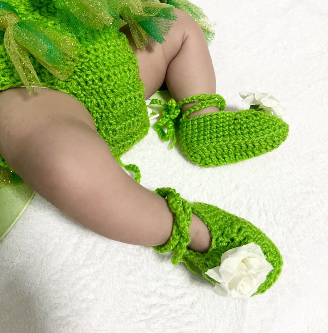 Monthly milestone Tinker Bell 1st Month (Category: Babies & Kids Fashion) located in Quezon City. Submitted by klawdeclutteeeeerr (Listing ID 1466769154, Image 3). Description: Complete set with Backdrop na 1st owner Custom made NB to 1st month .