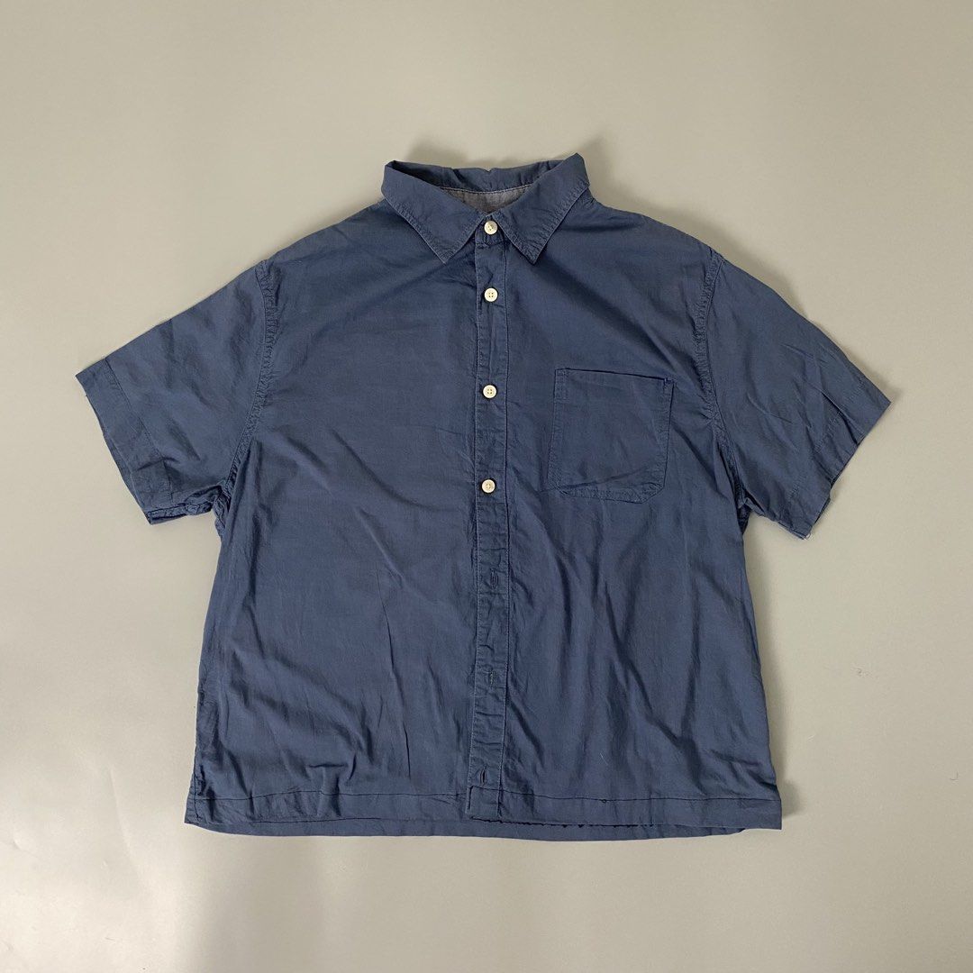 MOSSIMO 👕| Dark Blue Crop Polo (Category: Tshirts & Polo Shirts ) located in Bulacan. Submitted by orc.ph (Listing ID 1466649596, Image 1). Description: MOSSIMO 👕| Dark Blue Crop Polo Material Used: Cotton - Dark Blue - Short Sleeve - Button up - Button Closure - Single Pocket - Formal - Semi Formal - Streetwear - Crop Polo Size: M Width: 20 Length: 24 Pristined Condition. No Visible Flaws. No Issue At All ⚠️ Note: For Inspo lang po yung When w