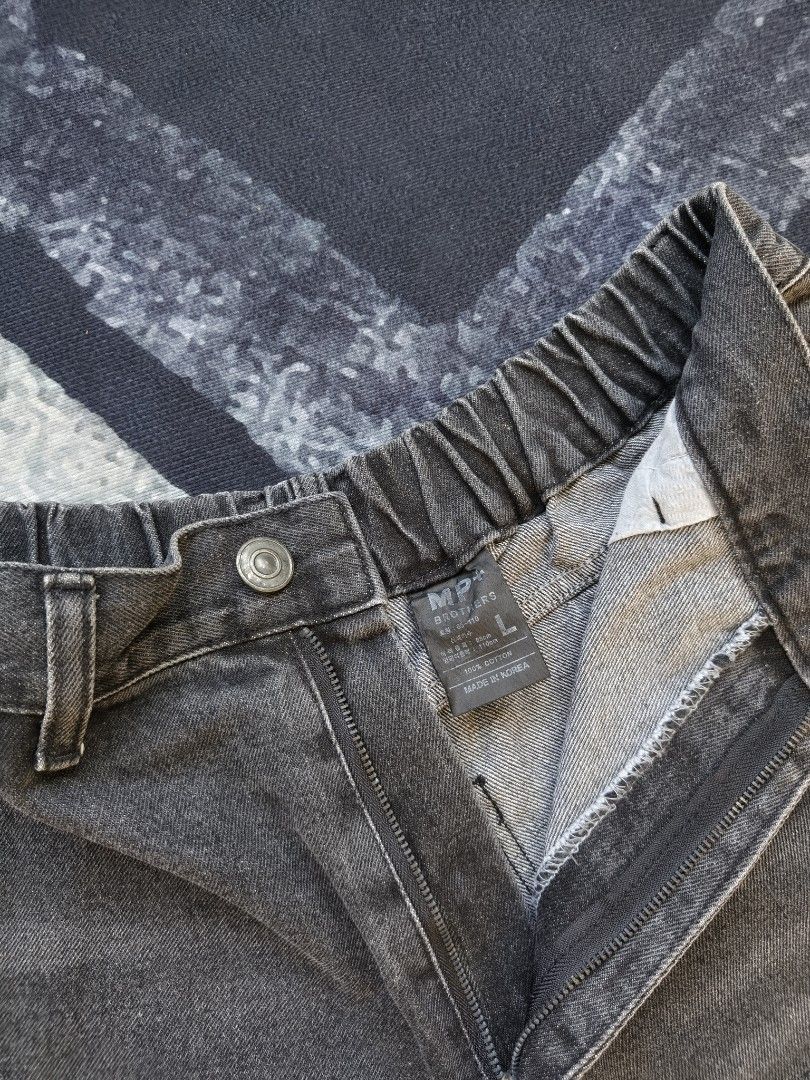 MP+ Brothers Baggy Washed Jorts (Category: Shorts) located in Andop. Submitted by kyutoryuu (Listing ID 1466622696, Image 3). Description: MP+ Washed Jorts •Waist: 32-34 •Length: 23 •Thigh: 17 •Hem: 15.5 •Condition: Excellent •Issue: none.