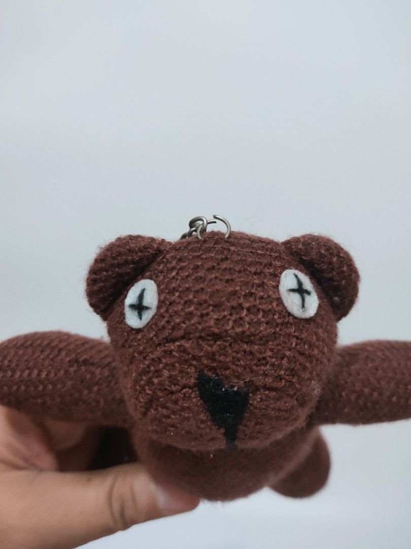 mr.bean Teddy Plush Charm (Category: Plushies & Soft Toys) located in Antipolo. Submitted by bhabiegraciefashionlab (Listing ID 1466576507, Image 2). Description: 💜✨Mr.Bean Teddy Plush Charm ✨💜 🇯🇵Authentic From Japan 📸Actual Photos posted, what you see is what you'll get 😍Perfect for Mr Bean fans/collectors or for gifting 🔖Good as New 💸MOP 👉🏻Gcash /Maribank/GoTyme 🚚MOD 👉🏻J&T / Lalamove ❌NO FREE Sf (sf is paid by the buyer) ❌NO COD 👥