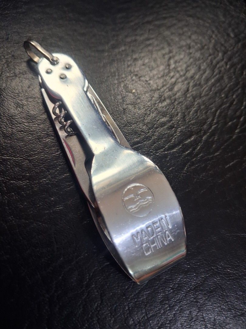 Multi-Purpose Kit Spoon, Fork, Knife, Bottle Opener, Cork Screw (Category: Knives & Chopping Boards) located in Mandaluyong City. Submitted by daddyjpanlilio24 (Listing ID 1466600611, Image 1). Description: P 200 fix price+sf No issue Mandaluyong Shipping/payment: Gcash/Maya Jnt payment 1st no cod Lalamove payment upon rider pick up.