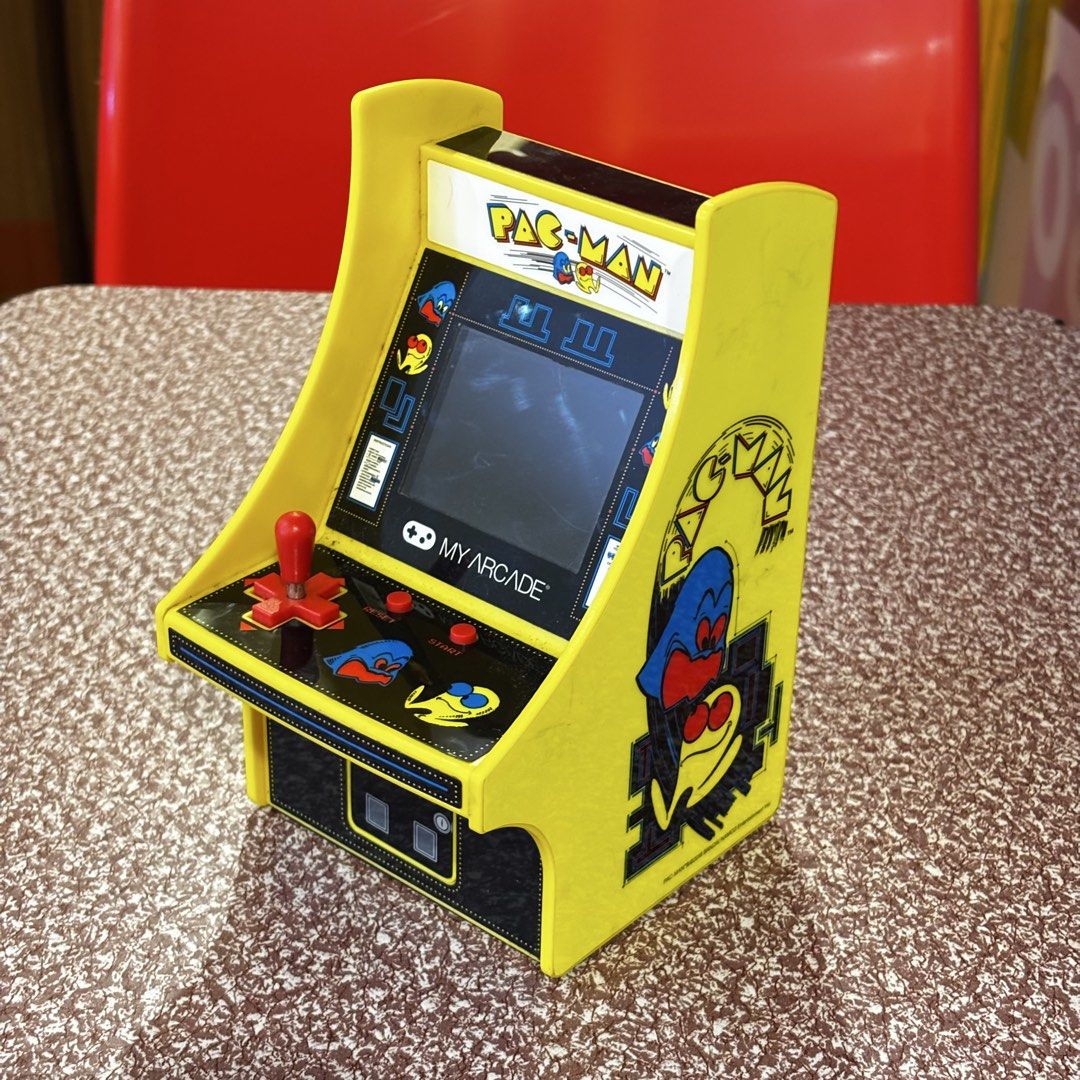 My Arcade Pac-Man Micro Player Retro Mini Arcade Machine, Video Gaming ...