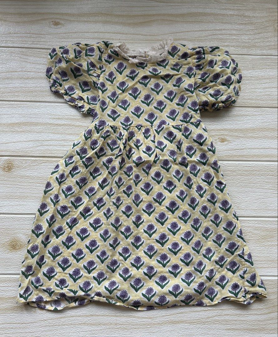 My Bebe dress 3-4T (Category: Babies & Kids Fashion) located in Cebu City. Submitted by yjainani (Listing ID 1466668279, Image 1). Description: .
