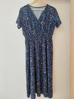 (Category: ) located in . Submitted by loyang_movingoutsale (Listing ID 1466624837, Image 1). Description: .