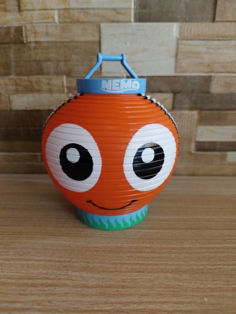 Nemo, Lantern Light (Category: Nursery Lighting & Decor) located in Davao. Submitted by dvo_jpnstuff (Listing ID 1466669679, Image 2). Description: New condition with box battery operated.