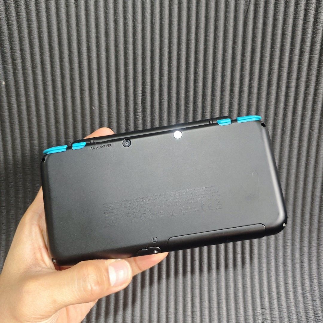 New 2ds XL Blue black (Unit ONLY) with Issue Pls read description (Category: Nintendo) located in Quezon City. Submitted by shopme_gadget30 (Listing ID 1466614926, Image 2). Description: kindly read the details take your own risk No return No refund issue: ayaw magpower on (Un lang) pero nagchacharge sya with the solid orange light. hindi namamatay ung light when charging console itself makinis. no crack on the screen. and good as new sa appearan
