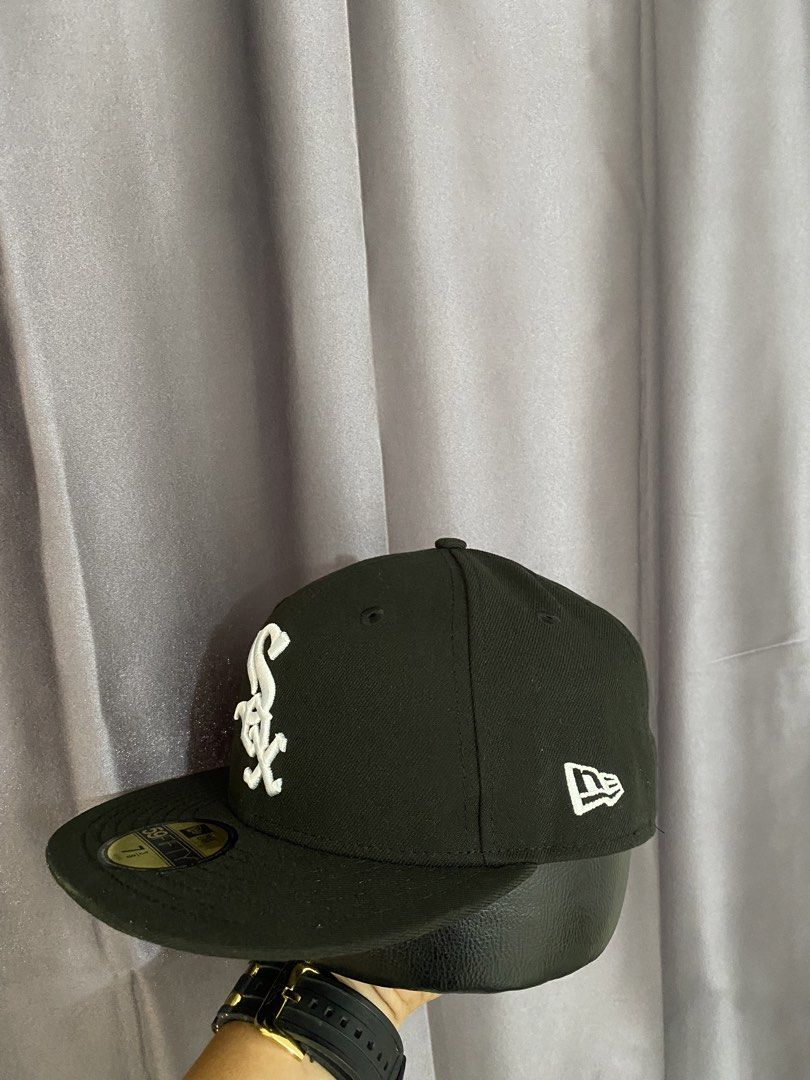 New Era Chicago White Sox 59FIFTY Fitted (Category: Looking For) located in Argao. Submitted by tripthrift0424 (Listing ID 1466688925, Image 2). Description: Brad new Never use No issue Size:7 3/4 Excellent condition .