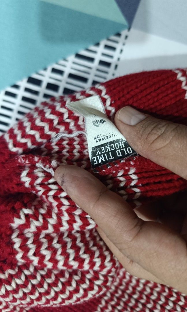 NHL Capitals Beanie (Category: Beanies) located in Midsayap. Submitted by macoy.picker (Listing ID 1466564930, Image 3). Description: NHL Beanie Capitals 200+SF.