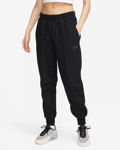 NIKE AIR JOGGERS (Category: Other Bottoms) located in Quezon City. Submitted by soldbypam (Listing ID 1466607735, Image 1). Description: XL on tag Photos in all angles already posted to avoid asking for more “actual pics” No when worn I do not respond to low ballers.