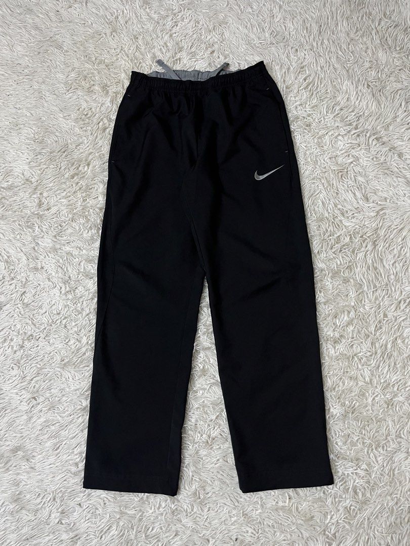 Nike Black Track Pants Adjustable Hem (Category: Joggers) located in Malolos. Submitted by paulogalan77273 (Listing ID 1466769514, Image 1). Description: Nike Black Track Pants Adjustable Hem - Condition: Excellent Color rate: 10/10 Size: Medium Waist: 30-36 Length: 39 Leg Opening: 8 - Location: Malolos Bulacan Courier: J&T / LALAMOVE / LBC.