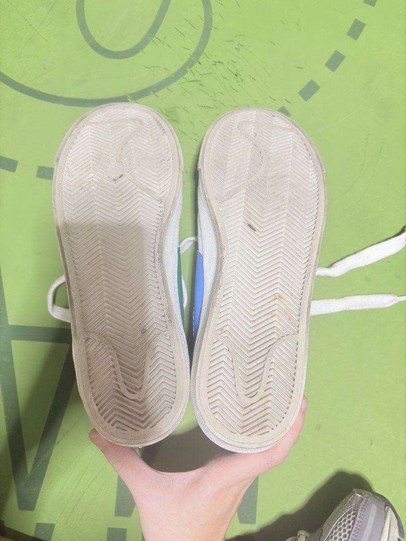 Nike Blazer low ‘77 jumbo white mismatch (Category: Sneakers) located in Manila. Submitted by otterceyks (Listing ID 1466722644, Image 1). Description: - Has minor flaws - no box - used at least 10 times - UK 5 / EUR 38.5 FEMALE - in good condition just need cleaning - buyer: pref in metro manila only - lalamove or grab .