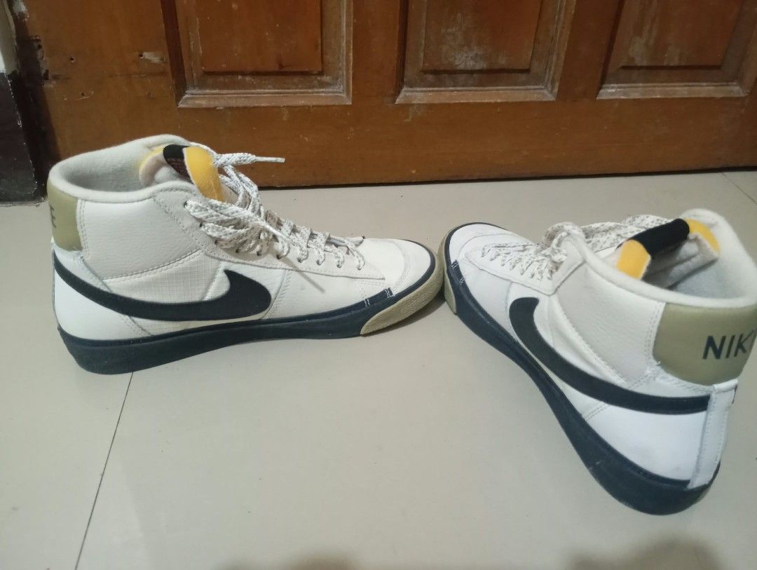 Nike blazer mid pro club sz 9 (Category: Casual Shoes) located in Manila. Submitted by gangnamsmile420 (Listing ID 1466653055, Image 2). Description: .