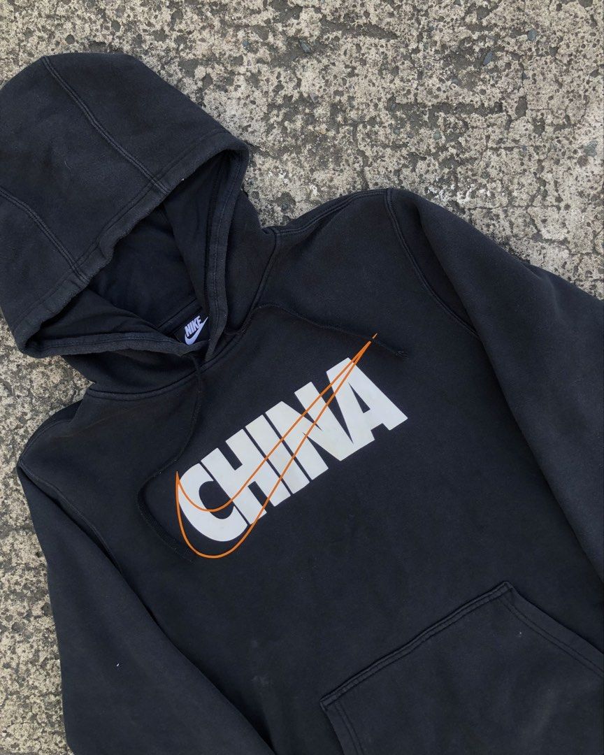 Nike China Hoodie (Category: Coats, Jackets and Outerwear) located in Bacoor. Submitted by certified1 (Listing ID 1466603984, Image 2). Description: Nike Hoodie Mediun on tag 7/10 color rate no crack prints only pin hole (not visible) W-18 inch L- 26 inch.