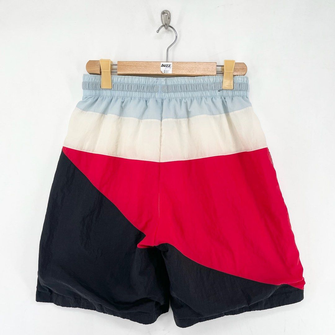 Nike Flight Contrasting Color Drawstring Shorts (Category: Shorts) located in Manila. Submitted by buzz.garments (Listing ID 1466735142, Image 2). Description: Size: Large on tag Dimensions(inches) -Waist/Width: 30”-38” (Strechable) -Hip: 23” -Front Rise: 13” -Thigh: 13” -Inseam: 8” -Outseam/Length : 20” -Leg Opening: 12” need wash - color may vary due to lighting. please manage your expectations-minimal and unseen flaws must be considered..