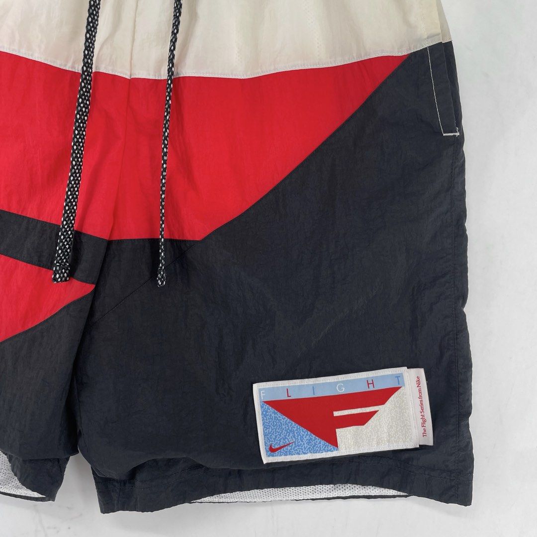 Nike Flight Contrasting Color Drawstring Shorts (Category: Shorts) located in Manila. Submitted by buzz.garments (Listing ID 1466735142, Image 3). Description: Size: Large on tag Dimensions(inches) -Waist/Width: 30”-38” (Strechable) -Hip: 23” -Front Rise: 13” -Thigh: 13” -Inseam: 8” -Outseam/Length : 20” -Leg Opening: 12” need wash - color may vary due to lighting. please manage your expectations-minimal and unseen flaws must be considered..