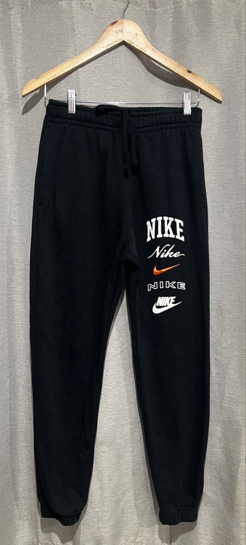 Nike jogger pants (Category: Joggers) located in General Trias. Submitted by luxfinds2019 (Listing ID 1466650599, Image 2). Description: Nike sweattpants 799 shipped Size 30-32 38 length Excellentt to new No issue Loc laguna Pm.