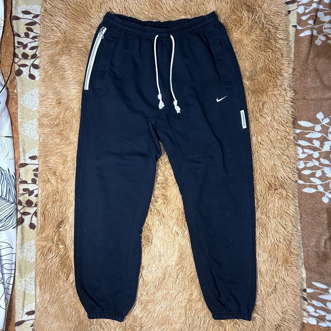 Nike Jogger Pants Side Embroidered Logo (Category: Joggers) located in Manila. Submitted by albrtthriftpicks (Listing ID 1466751263, Image 1). Description: 📍Nike Jogger Pants Side Embroidered Logo fit to waist size 32-35 length 39 9.5/10 condition 950+sf.