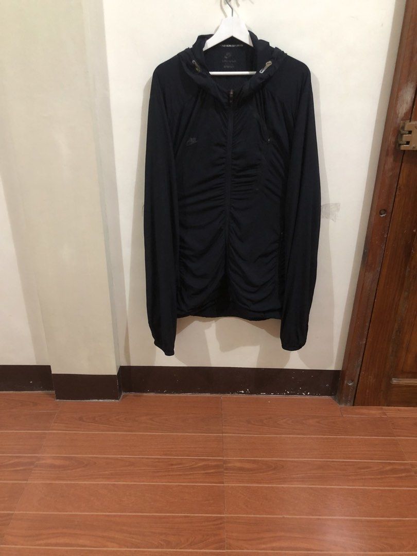 Nike Lightweight Jacket Black (Category: Coats, Jackets and Outerwear) located in Oas. Submitted by alithrifthunter (Listing ID 1466771320, Image 2). Description: .