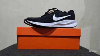(Category: ) located in . Submitted by shoepao2024 (Listing ID 1466768230, Image 1). Description: .