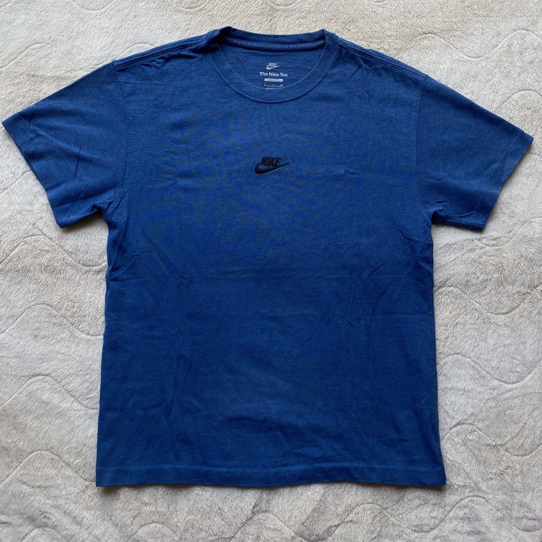 Nike Mid logo Embroid Blue Shirt (Category: Tshirts & Polo Shirts ) located in Davao. Submitted by bangers01 (Listing ID 1466658181, Image 1). Description: .